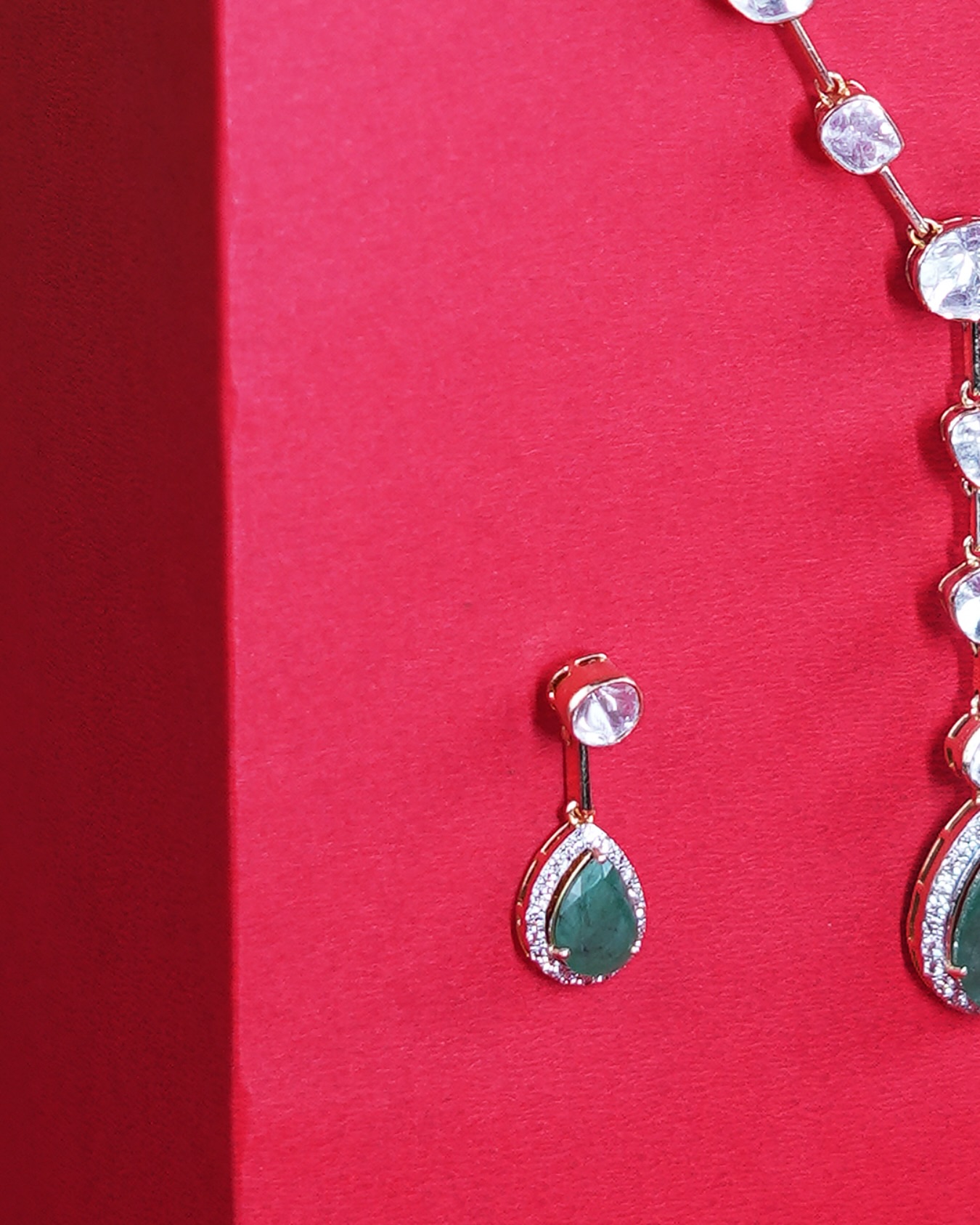 Polki emerald earring